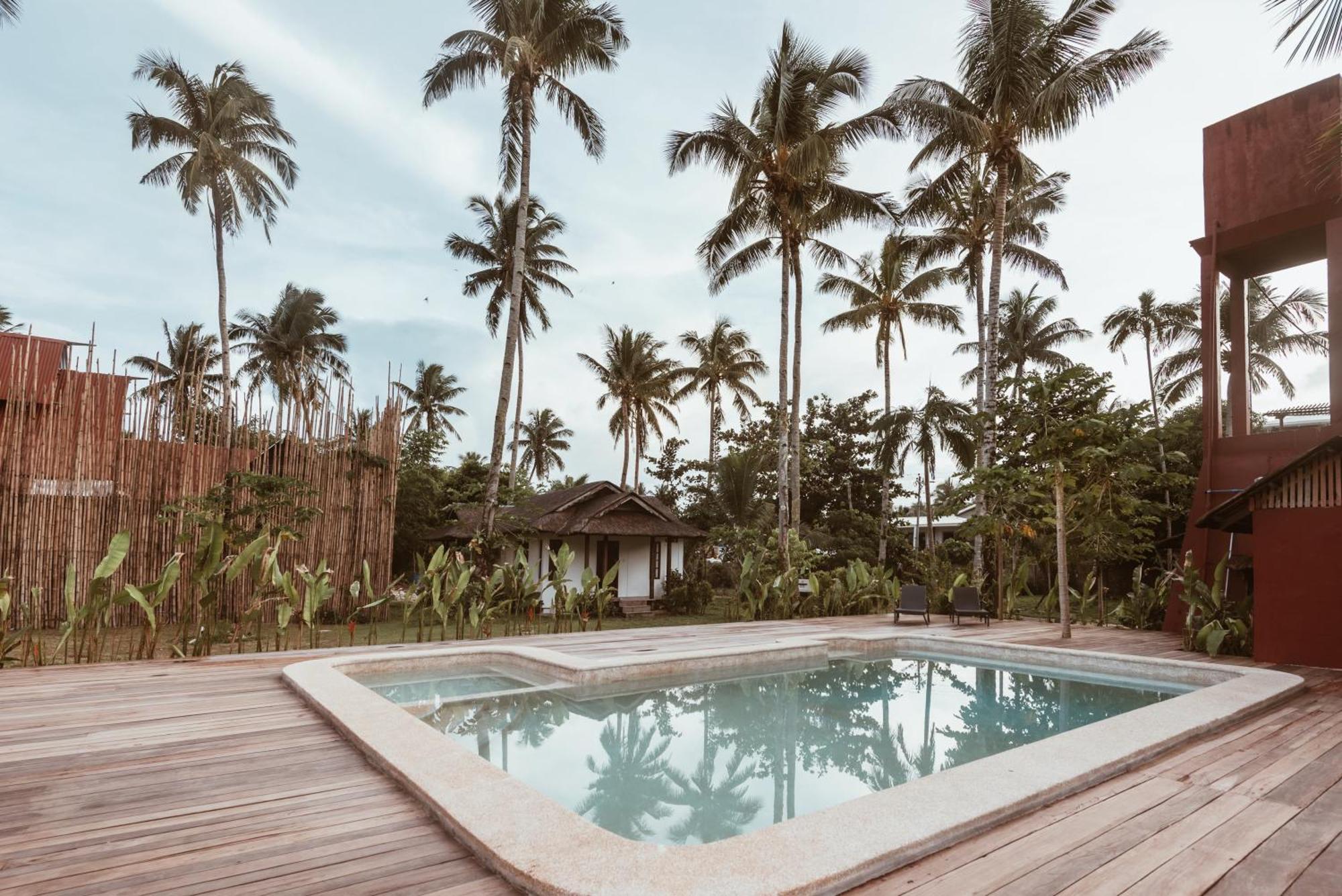 Alon Cloud9 Beach Front Catangnan 外观 照片